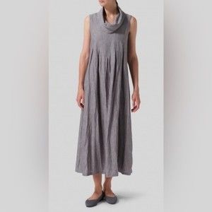 Vivid Linen Long Maxi Summer Dress Grey Pleated Loose Fit Sleeveless Medium NWT